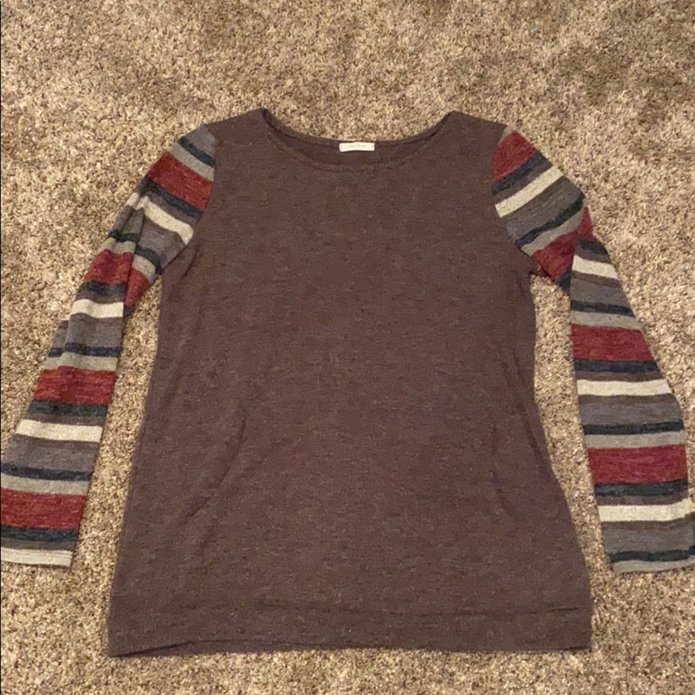 Long sleeve women’s top